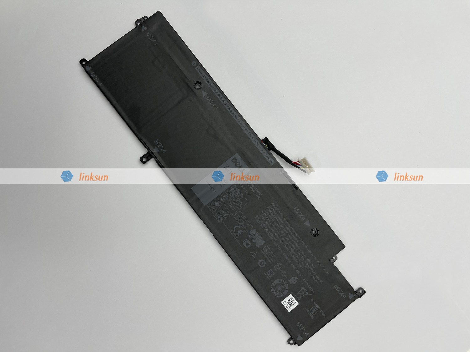Dell XCNR3 battery inclined